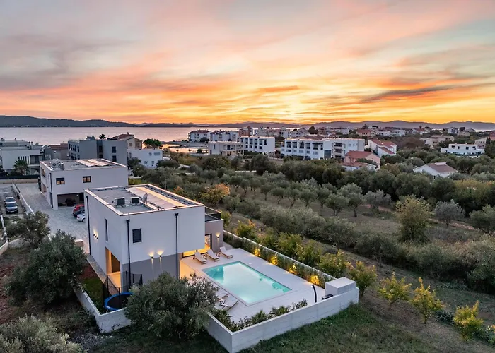 Azzurra Zadarvillas Вилла *