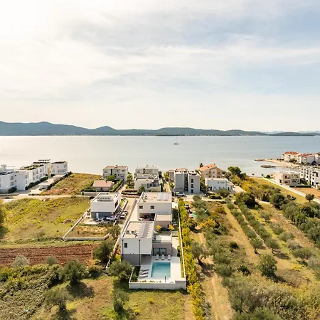 Azzurra Zadarvillas Sukošan